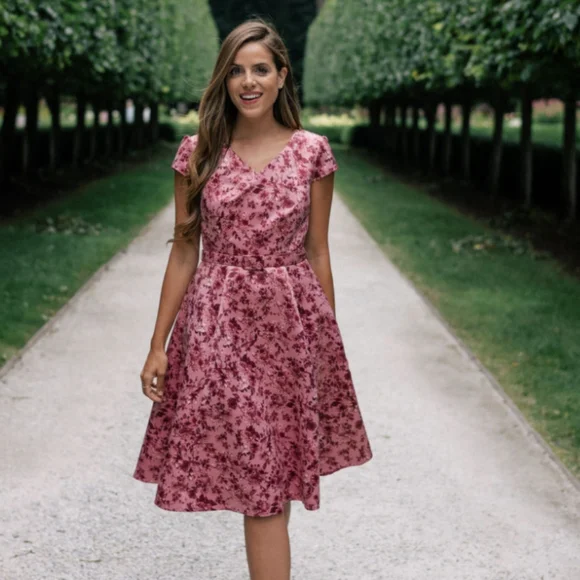 Gal Meets Glam Elle Dress in Pink Rose floral Size 20 - Picture 2 of 10